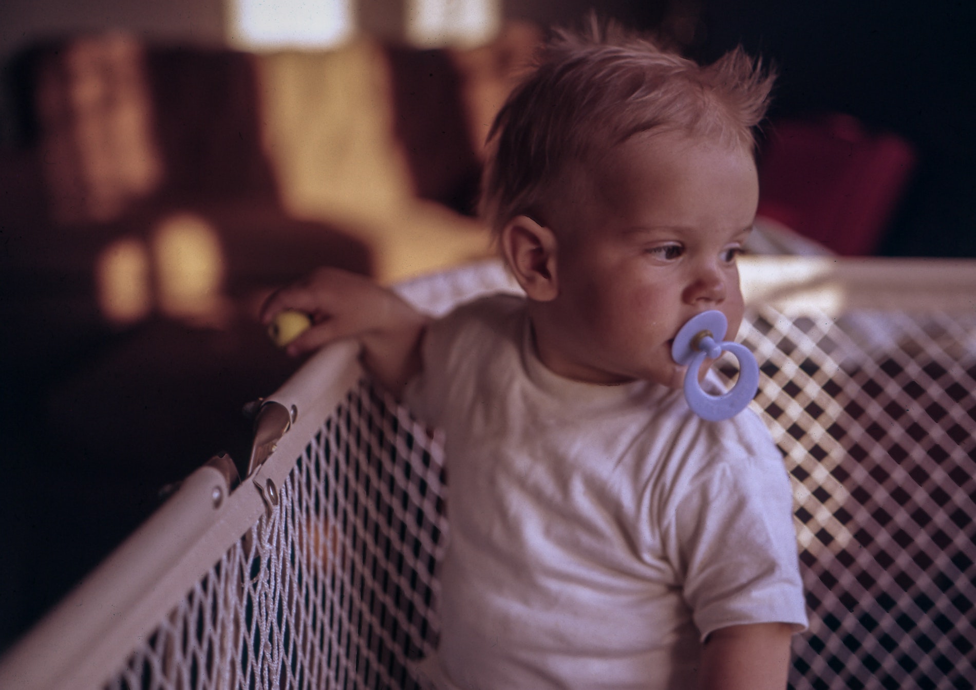 Bébé Suce Son Pouce Que Faire