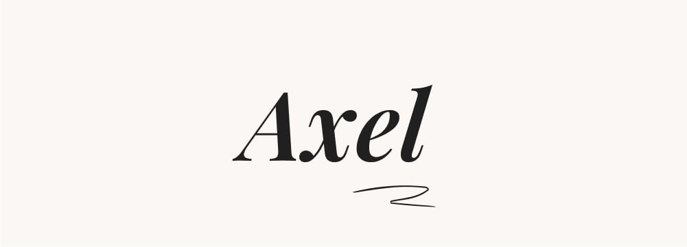 Axel s'écrit en lettres fluides, parfait pour un prénom de garçon court, mixte et tendance.