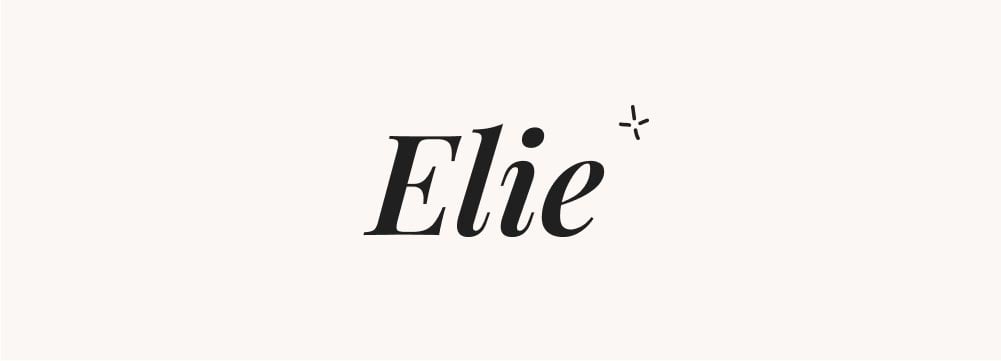 Le prénom Elie est écrit en typographie fine, un choix tendance pour un prénom court mixte.