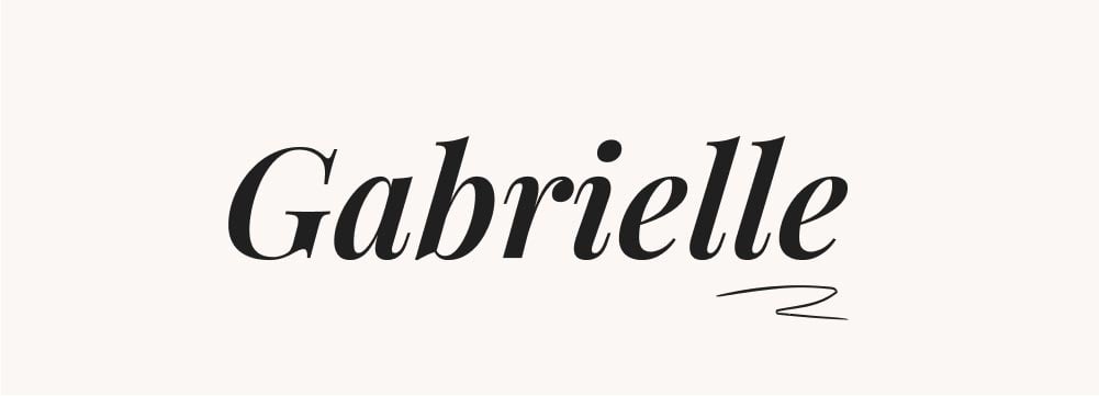 Le prénom Gabrielle en typographie fluide et élégante, reflétant un mélange de tradition et de modernité, prénoms féminins forts, noms classiques populaires, tendances rétro-chic