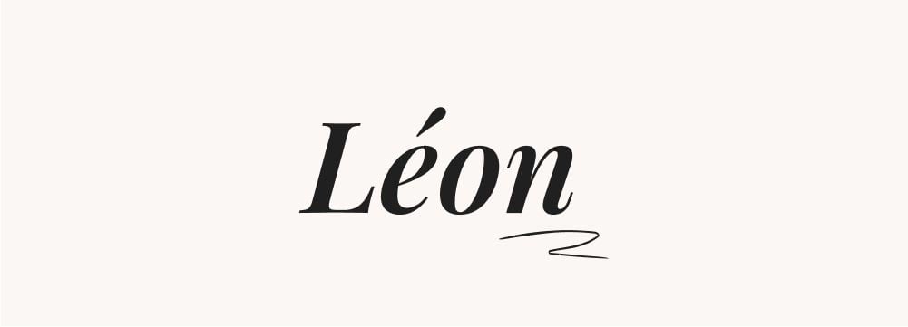 Prénom Léon en typographie noire sur fond clair, combinant élégance et simplicité. Explorez les options de prénoms anciens pour garçons avec un charme intemporel et universel